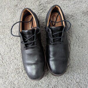 Rockport Men's size 9 dress shoes
